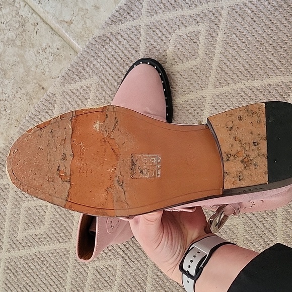 Givenchy's 'Elegant' ankle pink suede boots - Picture 10 of 13